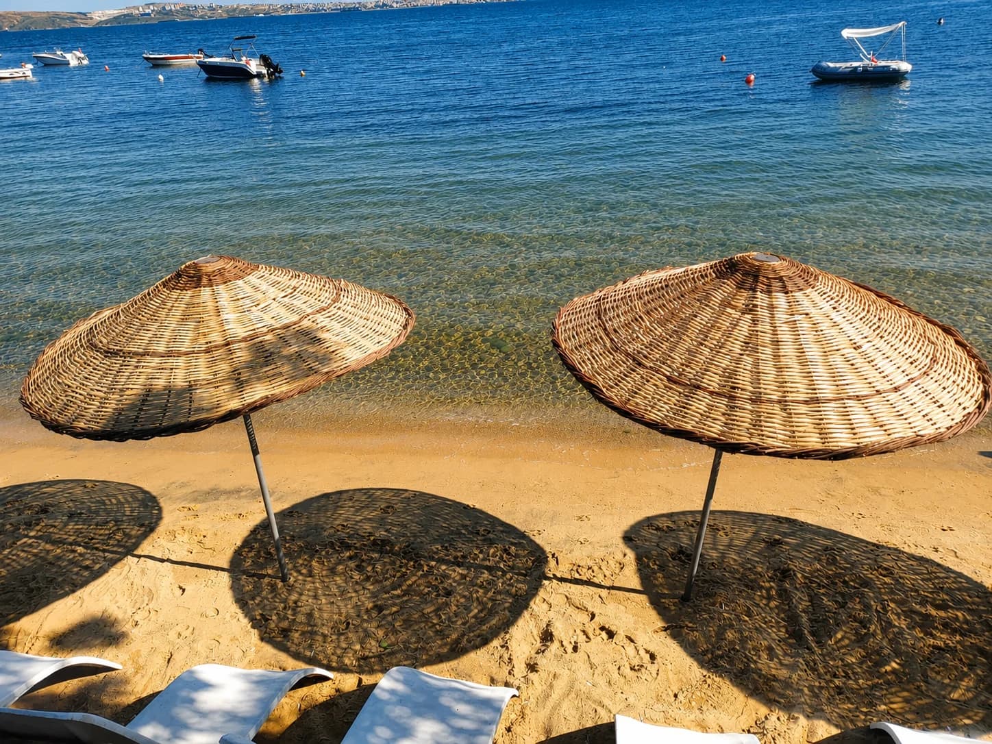 Mete Otel Tatlısu — deniz ve çevre manzarası